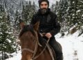 Çoruh Nehri’ne düşen otomobilde kaybolan baba-oğul aranıyor