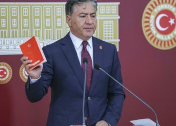 CHP'li Emir: Bu hafta grup toplantısı yapmama kararı aldık