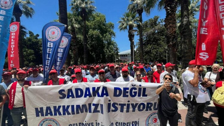 İzmir Büyükşehir Belediyesi’nde işçi eylemi