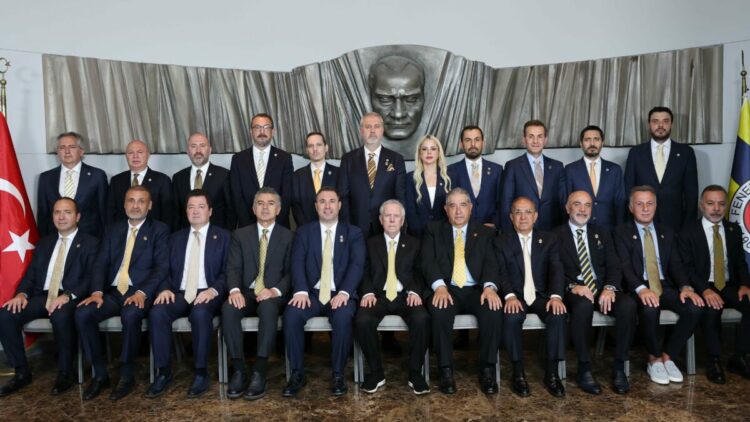 Fenerbahçe'de yönetim kurulu görev dağılımı yapıldı