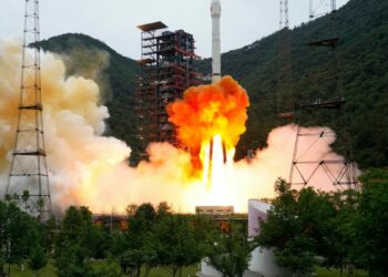 Çin, 'Shijian-31' uydusunu uzaya gönderdi