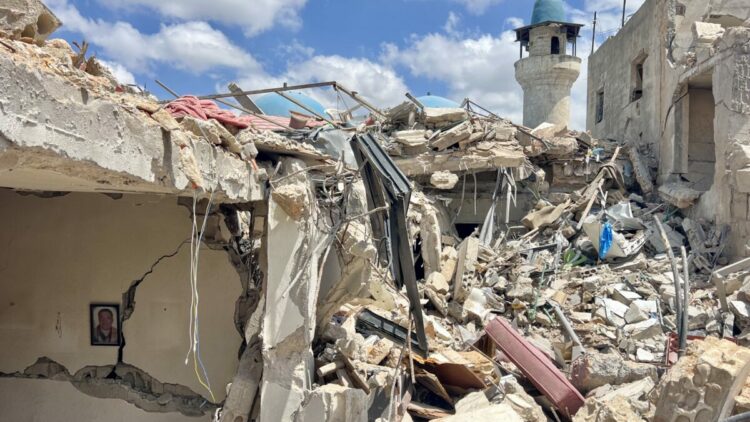 İsrail'in Lübnan'a düzenlediği saldırılarda can kaybı 3 bin 826'ya yükseldi