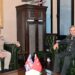 Orgeneral Tokel, İngiliz mevkidaşı Orgeneral Walker'ı kabul etti