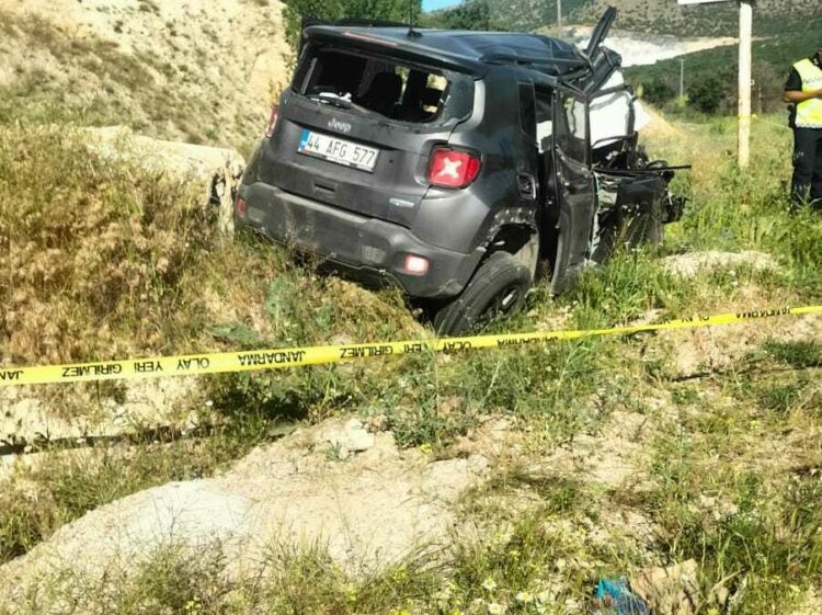Malatya'da takla atan otomobilin sürücüsü öldü