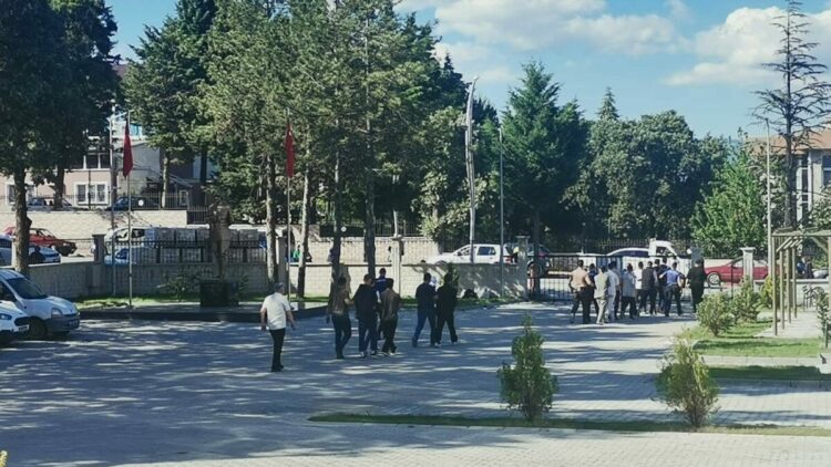 Kütahya’da 14 yaşındaki kız çocuğuna cinsel istismar soruşturmasında 6 tutuklama