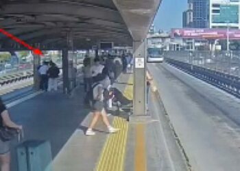 Beylikdüzü'nde metrobüsteki 'yan baktın' cinayetine ilişkin yeni görüntüler ortaya çıktı