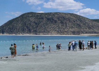'Salda Gölü'nde 600 binin üzerine turisti almayacağız'
