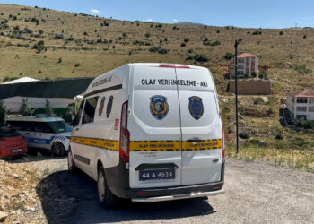 Husumetlisini pompalı tüfekle vurdu