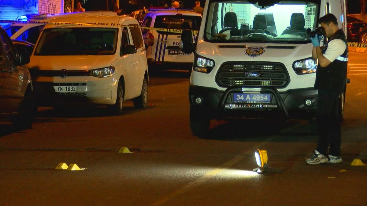 Eyüpsultan'da parkta silahlı saldırı: 3'ü ağır 5 yaralı