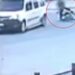 Motosikletle hafif ticari aracın çarpıştığı kaza kamerada: 1 yaralı