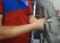 Havalandırma boşluğuna düşen güvercini itfaiye kurtardı
