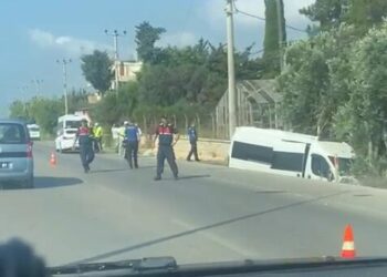 Şoförünü darbedip gasbettiği minibüsle kaza yapan şüpheli öldü
