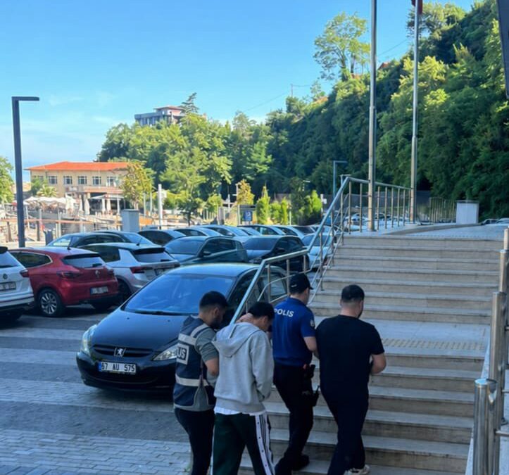 Zonguldak'ta fuhuş operasyonu; 2 tutukluma