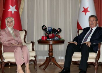 KKTC Başbakanı Üstel, Aile ve Sosyal Hizmetler Bakanı Göktaş'ı kabul etti
