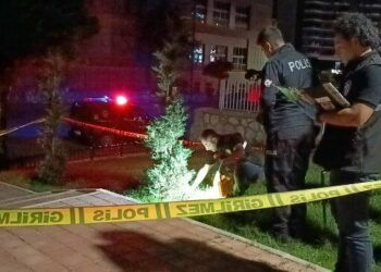 Otelin önünde uğradığı silahlı saldırıda yaralandı