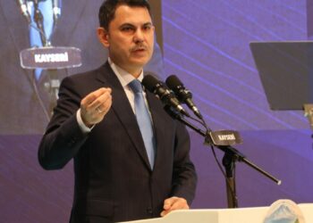 Bakan Kurum: İklim krizinin etkisini azaltmak için sorumluluktan kaçmıyoruz
