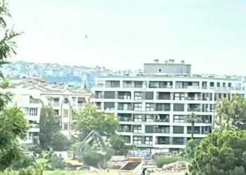 Karşıyaka'nın stadında hafriyat çalışmaları başladı