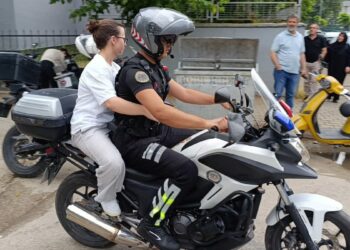 Yanlış sınav yerine giden adayı motosikletli trafik polisi yetiştirdi