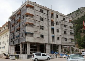 Amasya'da inşaatın 4'üncü katından düşen işçi öldü