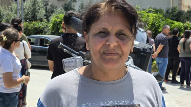 50 yaşındaki anne, kızına destek olmak için YKS'ye girdi