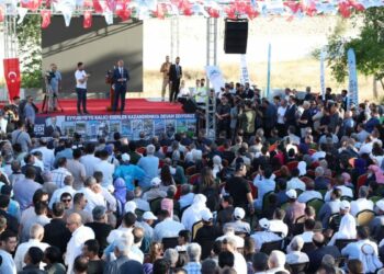 Şanlıurfa'da yıkılan cezaevinin yerine belediye hizmet binası yapılıyor