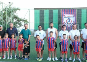 Bodrum'da babalar sahaya çıktı
