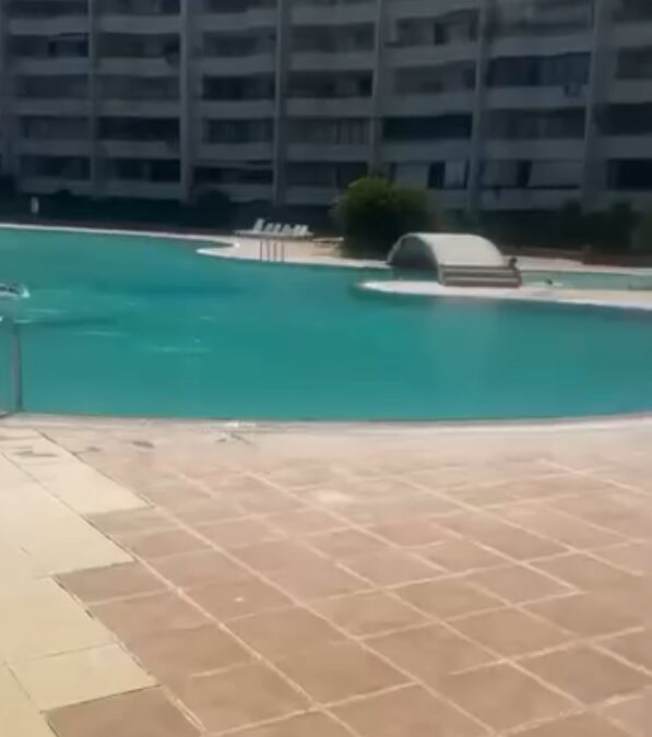 Mersin’de bir kadının haşema ile havuza alınmadığı iddiasına tutuklama