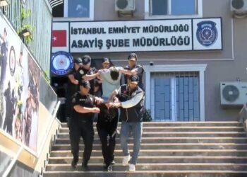 Erhan Karaal'dan 'İBB'de çalışıyorsun, sen de para vardır' diyerek 500 kilogram altın istemişler
