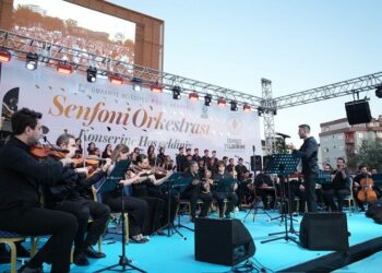 Müzik Akademisi öğrencilerinden senfoni orkestrası konseri