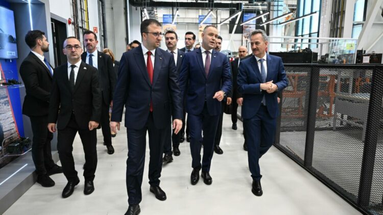 Polonya Cumhurbaşkanı Nawrocki, ASELSAN'ı ziyaret etti
