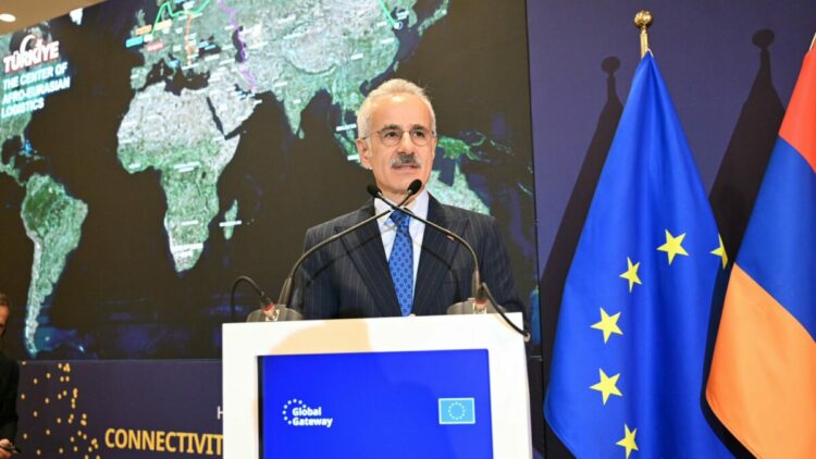 Bakan Uraloğlu, Belçika'da