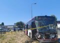 Ankara'da belediye otobüsü ve hafif ticari araç çarpıştı: 1 ölü, 9 yaralı