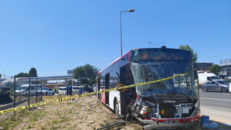 Hastaneden birliğine dönerken kazada öldü