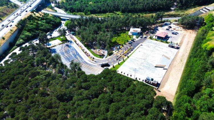 Ümraniye’de ‘Anadolu Millet Bahçesi’ hizmete açıldı