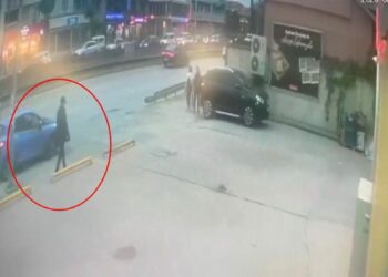 73 yaşındaki kadını, kendisini yeğeni olarak tanıtıp dolandıran şüpheli ile arkadaşı, İstanbul'da yakalandı