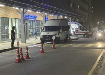 Okulda dağıtılan tavuklu pilavı yedikten rahatsızlanan 113 kişi taburcu oldu