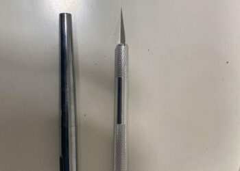 Bakırköy Adliyesi'ne kalem görünümlü silahla girmek isteyen şüpheli kamerada