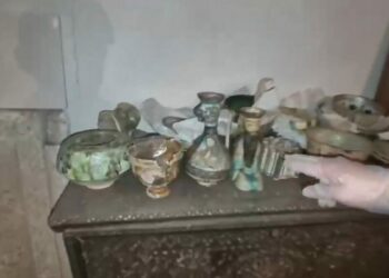 Beykoz’da tarihi eser kaçakçılığı operasyonu: 10 binden fazla obje ve sikke ele geçirildi