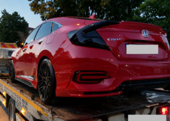 Otomobille drift yapan ve makas atan alkollü sürücüye 257 bin lira ceza