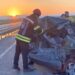 Otomobil, kiraz yüklü kamyonete çarptı: 3 ölü, 3 yaralı