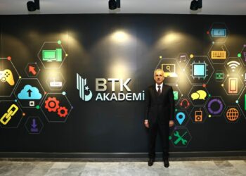 Bakan Uraloğlu: BTK Akademi ile gençlerimizi geleceğin mesleklerine hazırlıyoruz