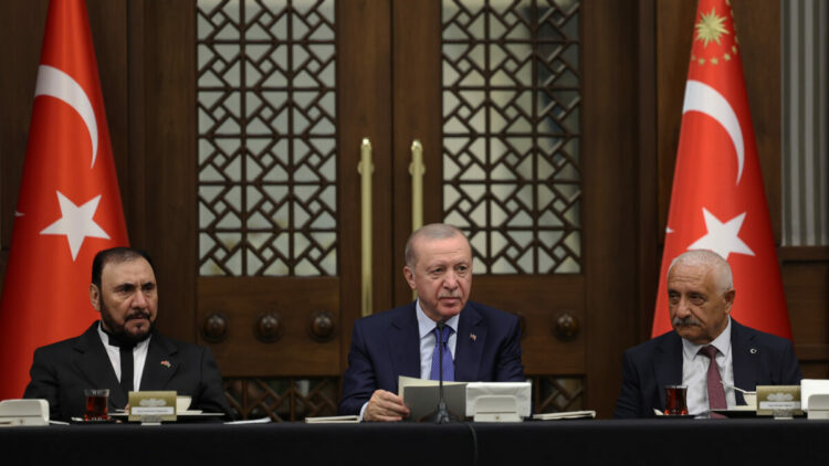 Cumhurbaşkanı Erdoğan: Alevi canlarımızı asla ihmal etmedik