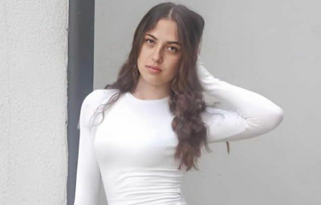 Denizde boğulma tehlikesi geçirdi, hastanede hayatını kaybetti