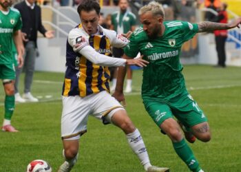 Muğlaspor'da 3 ayrılık