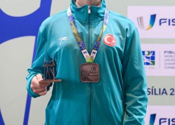 Egeli sporcu Liyne Nisa Akgül'den çifte dünya ikinciliği