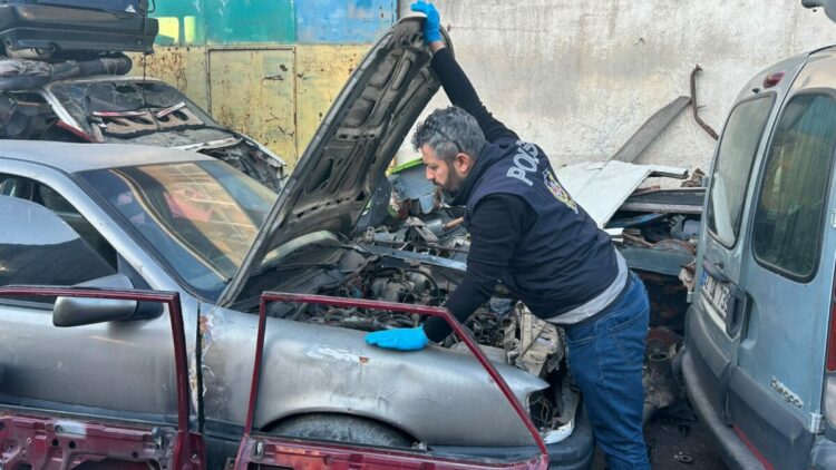 Konya merkezli 'change araç' operasyonu; 32 gözaltı