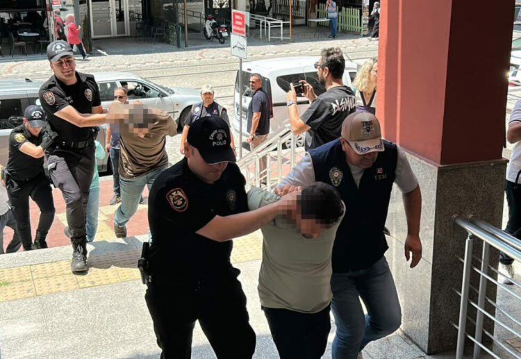 FETÖ operasyonunda 15 şüpheli adliyede