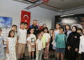 Türkiye'nin ilk astronotu Alper Gezeravcı Medeniyet Teknopark'ta gençlerle buluştu