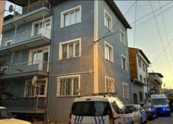 Uşak'ta 3'üncü kattaki balkondan düşen kadın, hayatını kaybetti