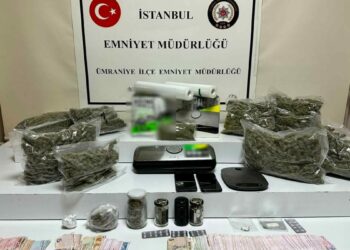 Ümraniye'de uyuşturucu operasyonunda yakalanan 4 şüpheli tutuklandı